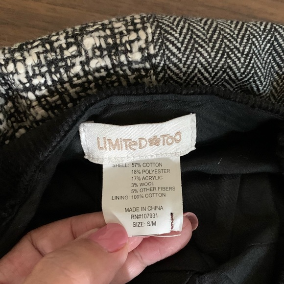 Limited Too hat - Picture 5 of 9